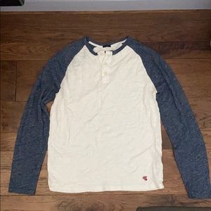 Abercrombie & Fitch Muscle Long Sleeve Tee